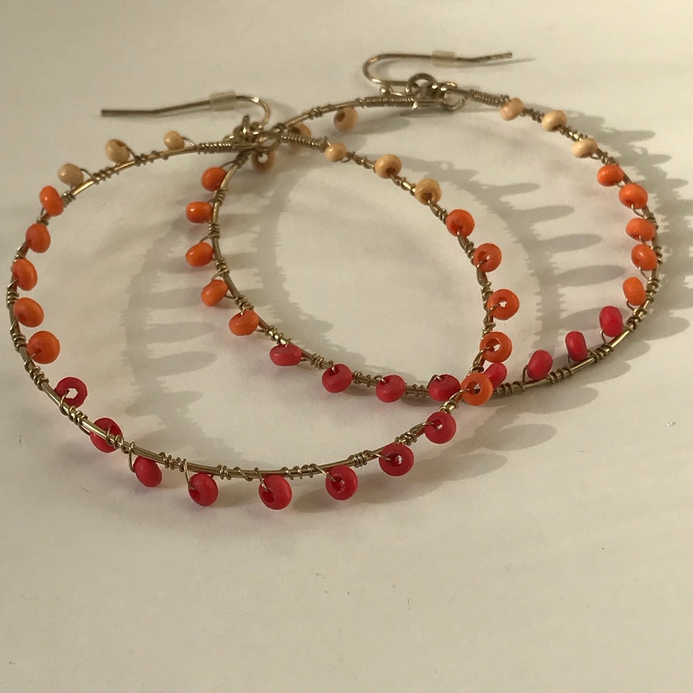 🌅Hoop earrings with a splash of color! 🌅 - Picture 2 of 6